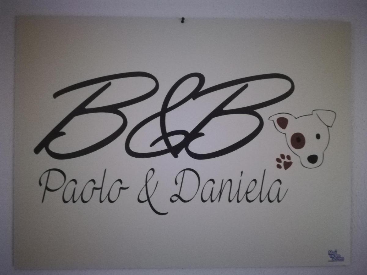 B&B Paolo E Daniela คาร์บอเนีย ภายนอก รูปภาพ